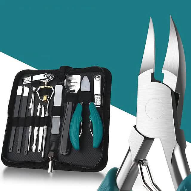 15-Piece: Nail Clipper Pedicure Set - A-1 Thread Vault