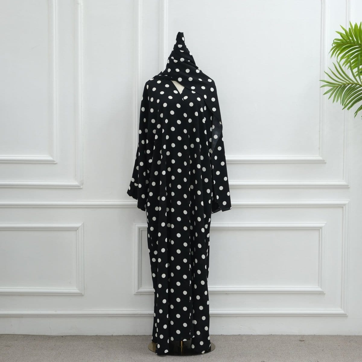 2-Piece Polka Dot Print Open Abaya Set(MOA316) - A-1 Thread Vault