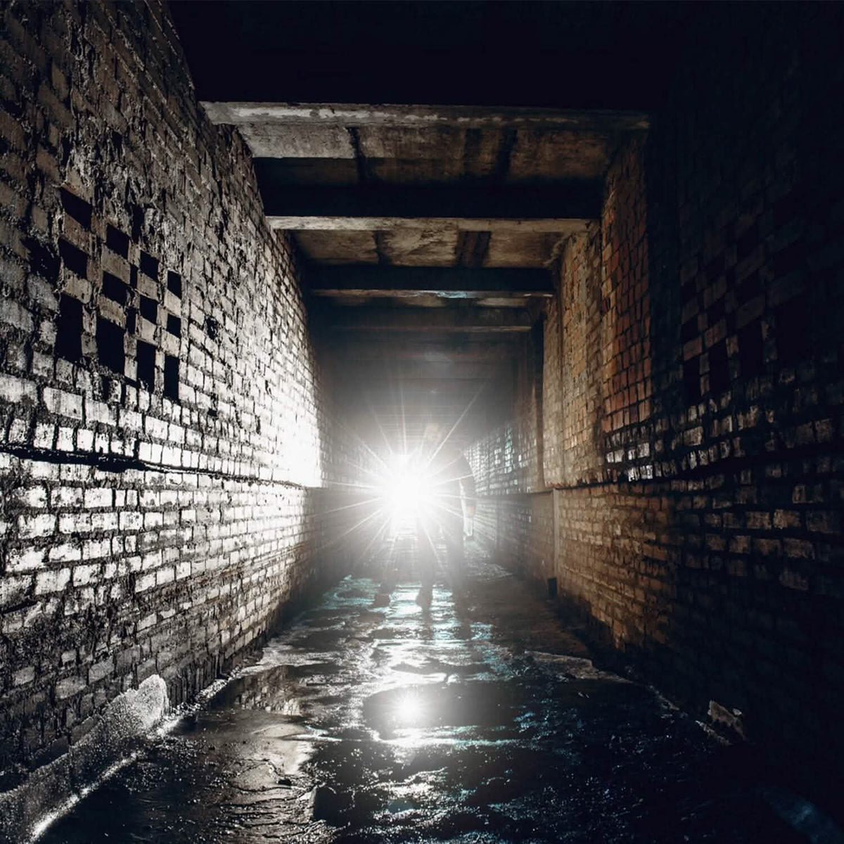 3000LM Rechargeable LED Flashlight - A-1 Thread Vault