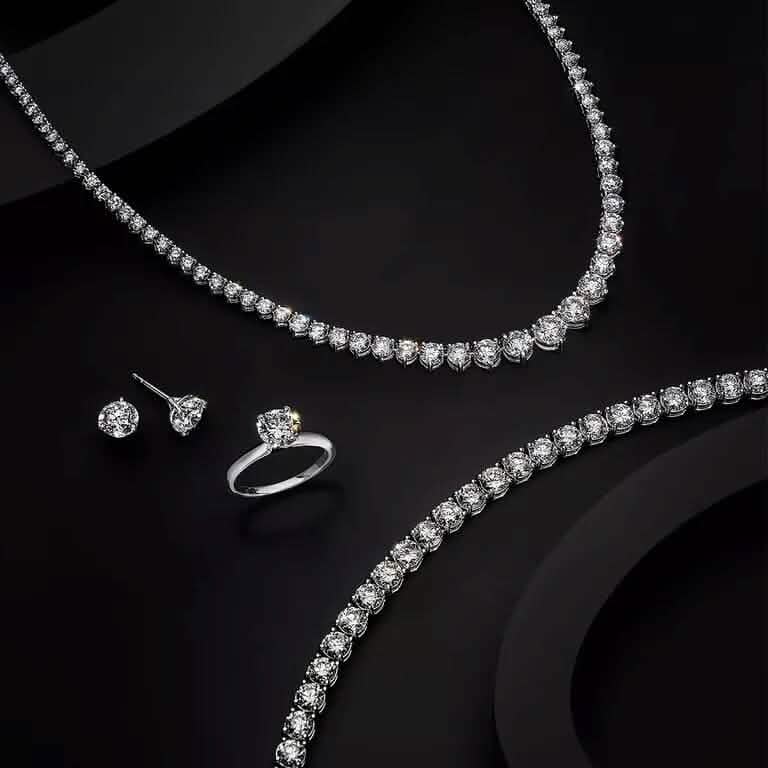 5 Cts Lab-Grown Round Brilliant Cut Diamonds Tennis Bracelet in 14K White Gold - A-1 Thread Vault