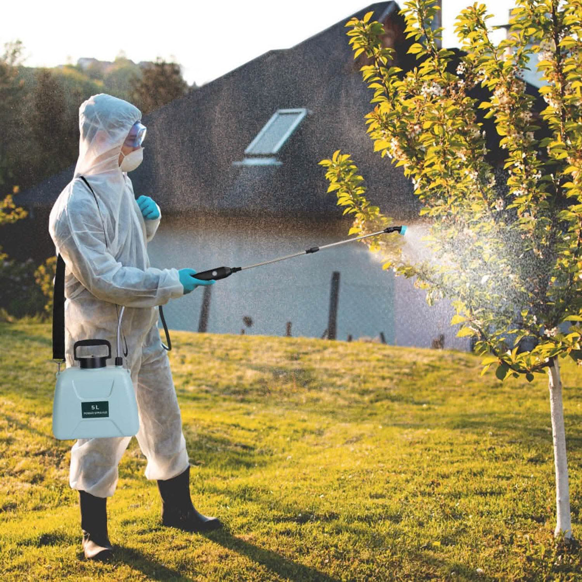 5L/1/3 Gallon Electric Plant Sprayer Telescopic Rechargeable with 3 Spray Sprouts - A-1 Thread Vault