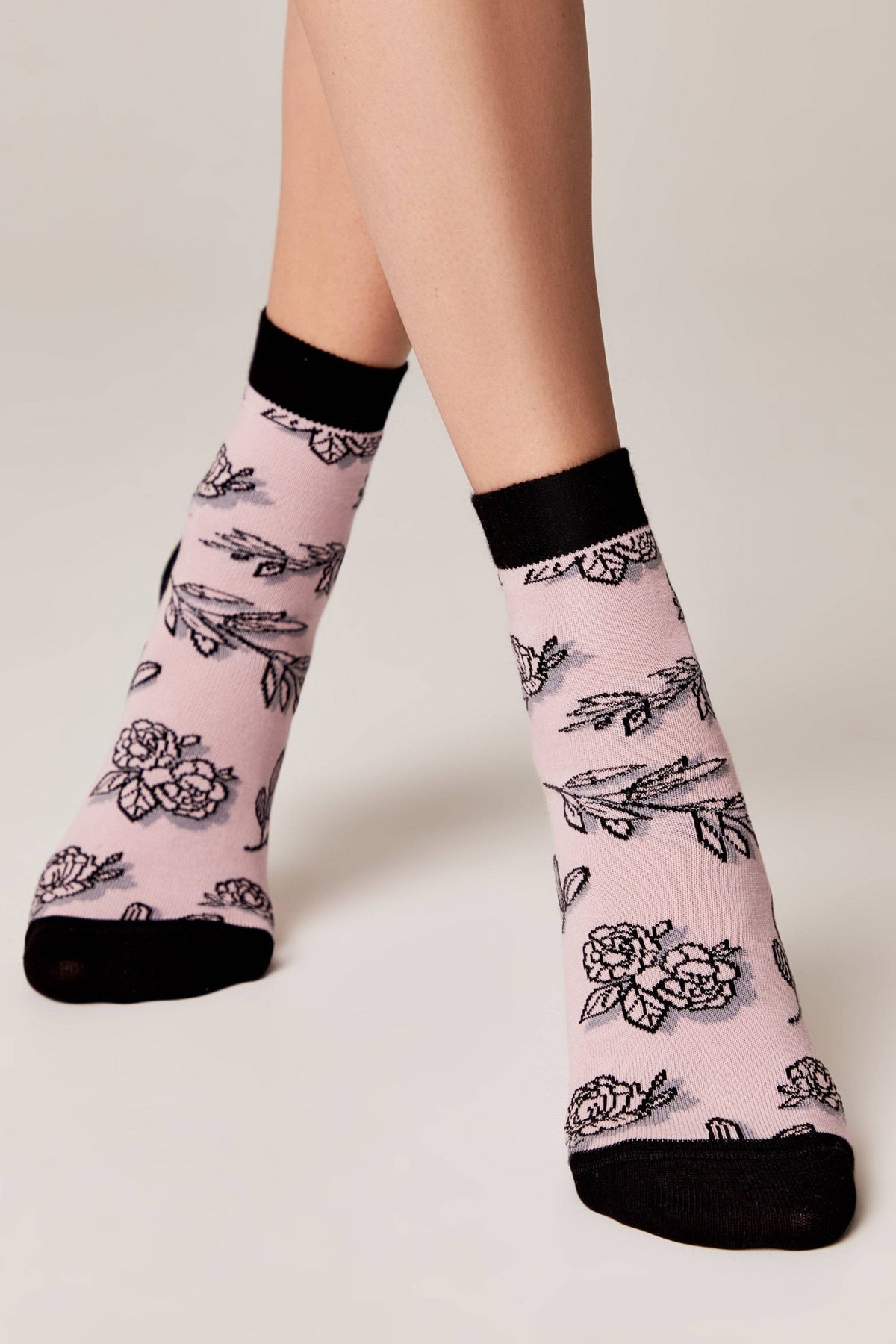 Conte Cotton Socks Classic - 435 Flowers With Shadow - A-1 Thread Vault