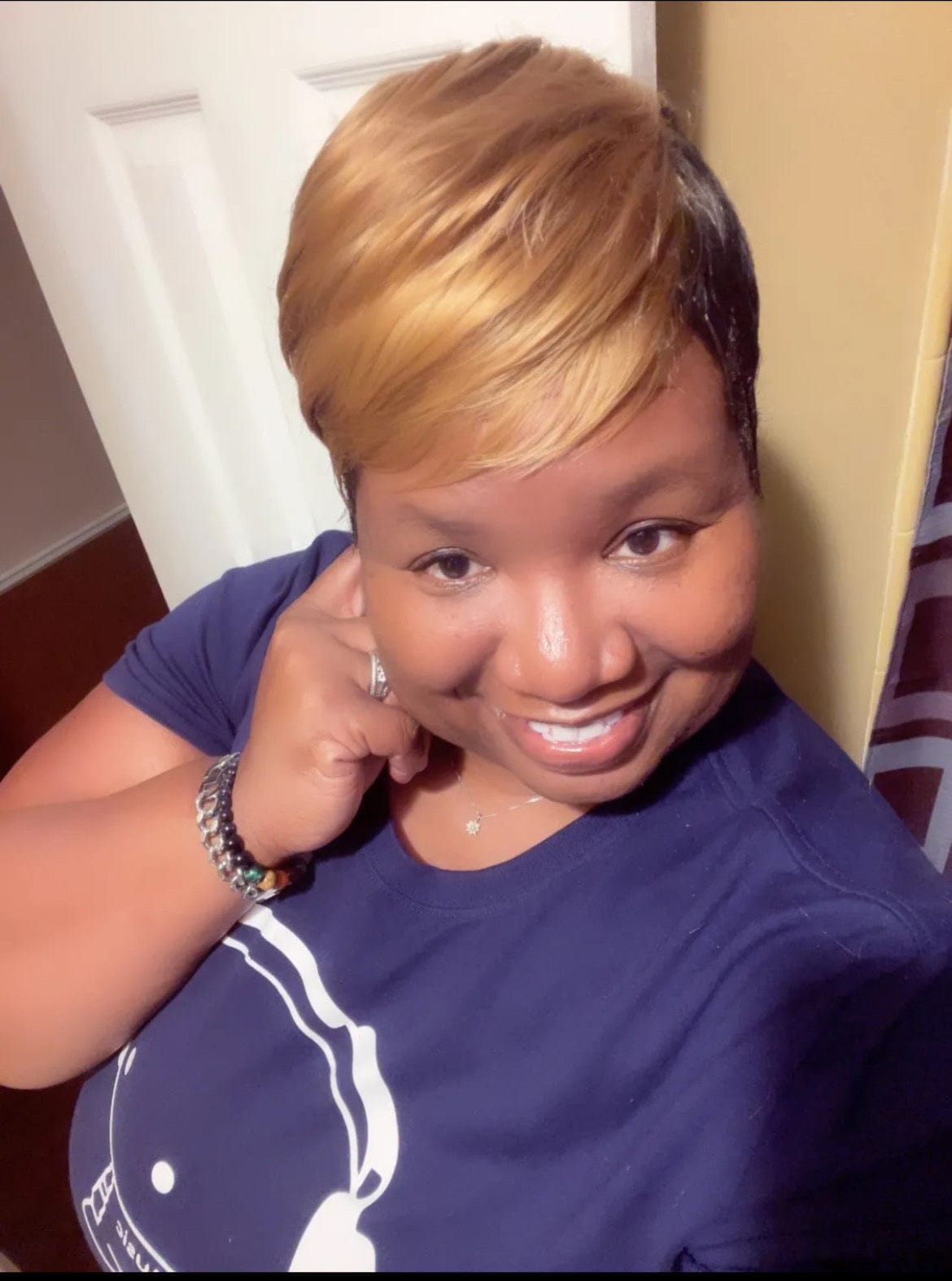 Highlight Pixie Cut Wig - A-1 Thread Vault