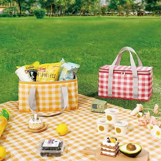 Large Capacity Picnic Insulation Bag - A-1 Thread Vault