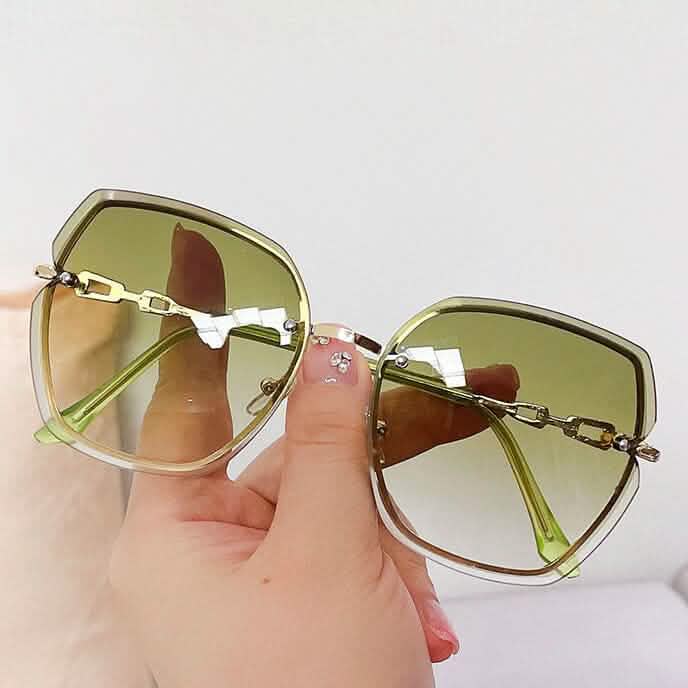 Metal Trimming Oversized Rhinestones Gradient Sun Glasses - A-1 Thread Vault