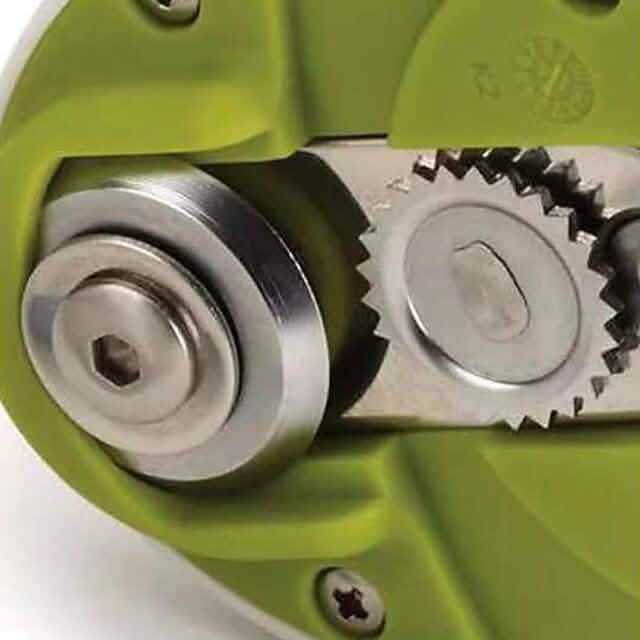 Portable Cap Can Jar Opener - A-1 Thread Vault
