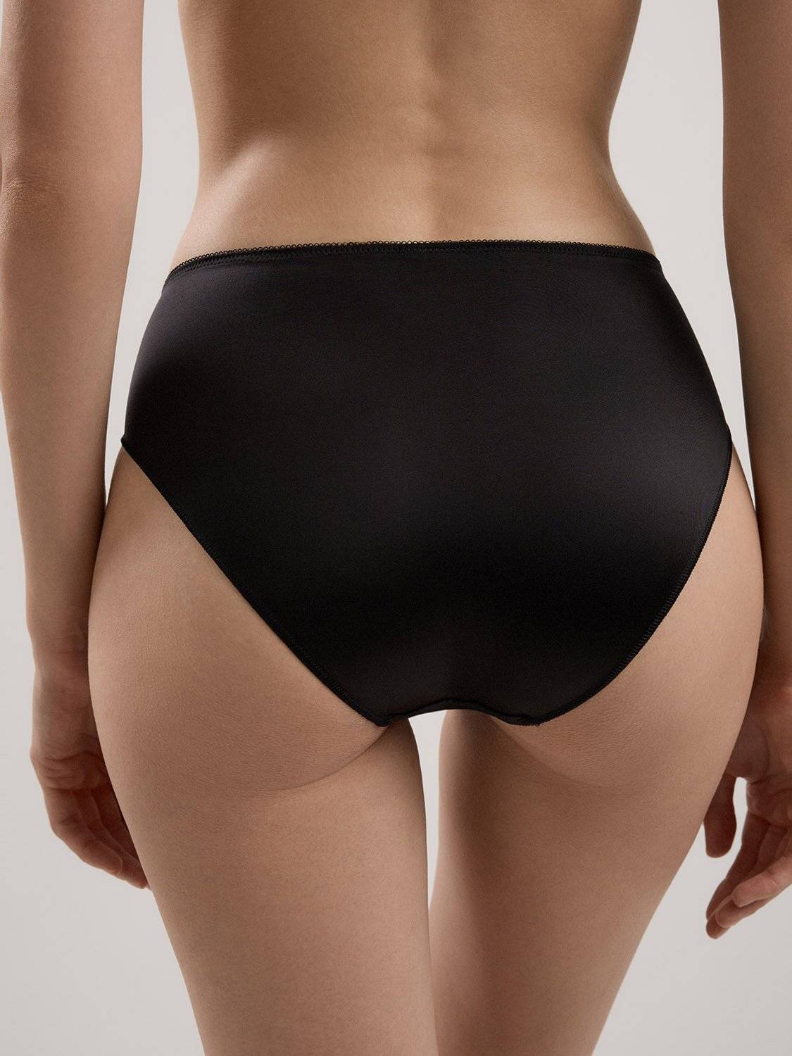 Panties Conte Naturel RP3109 - Slip With a Medium Waistline - A-1 Thread Vault