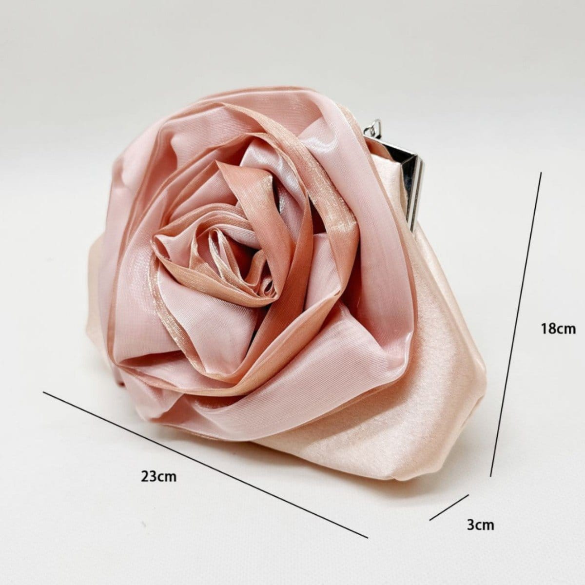 Rosette Cloud Clutch(MAC373) - A-1 Thread Vault