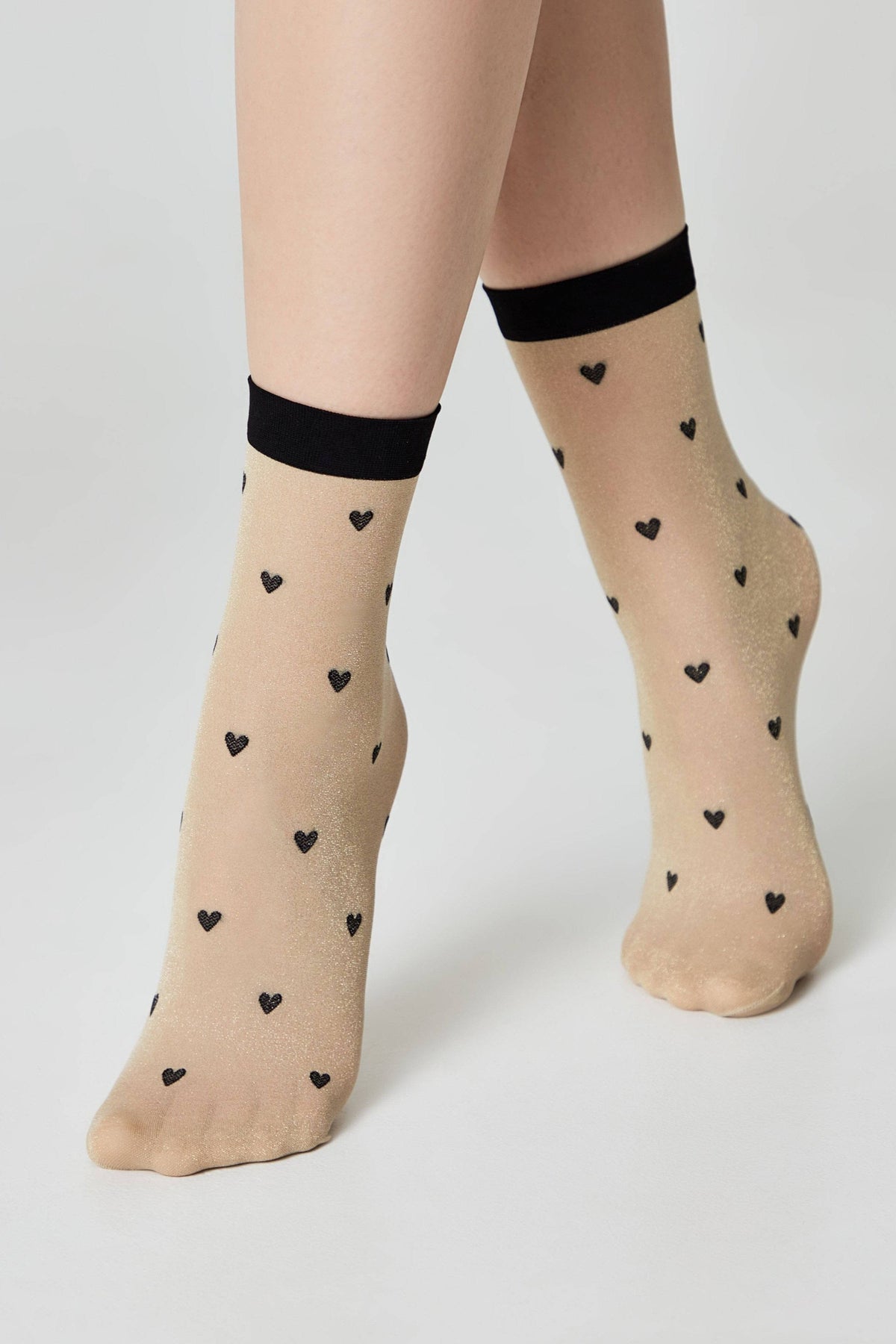 Shimmering Socks Conte Fantasy - "Hearts" Designs - A-1 Thread Vault