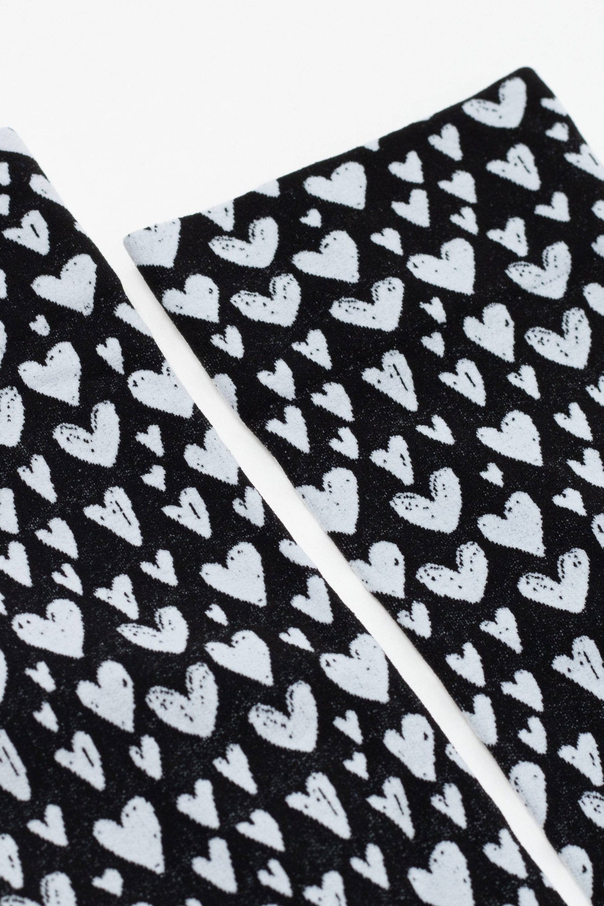 Socks Conte Fantasy - Heart Pattern - A-1 Thread Vault