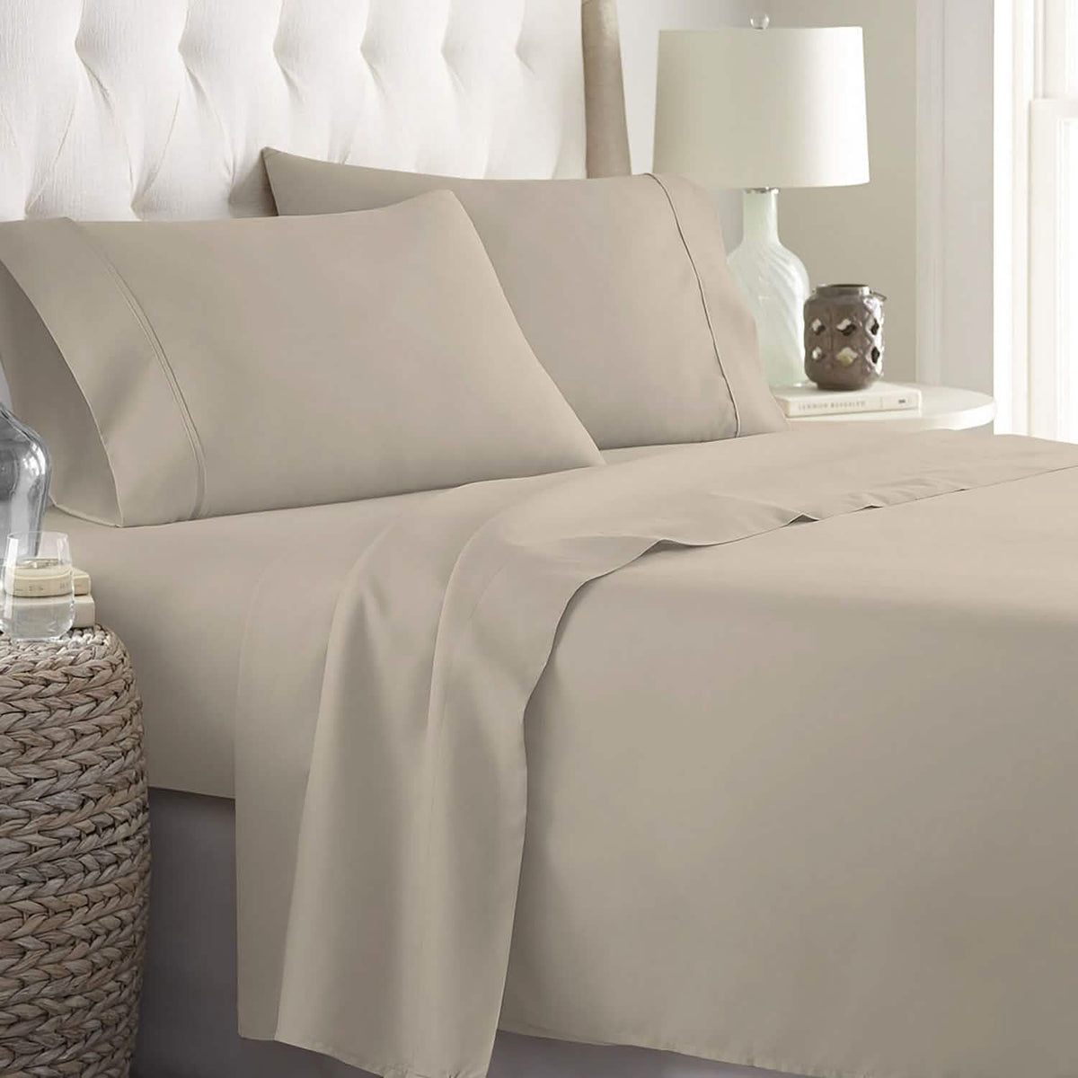 Soft Home 1800 Series Solid Microfiber Ultra Soft Sheet Set - A-1 Thread Vault
