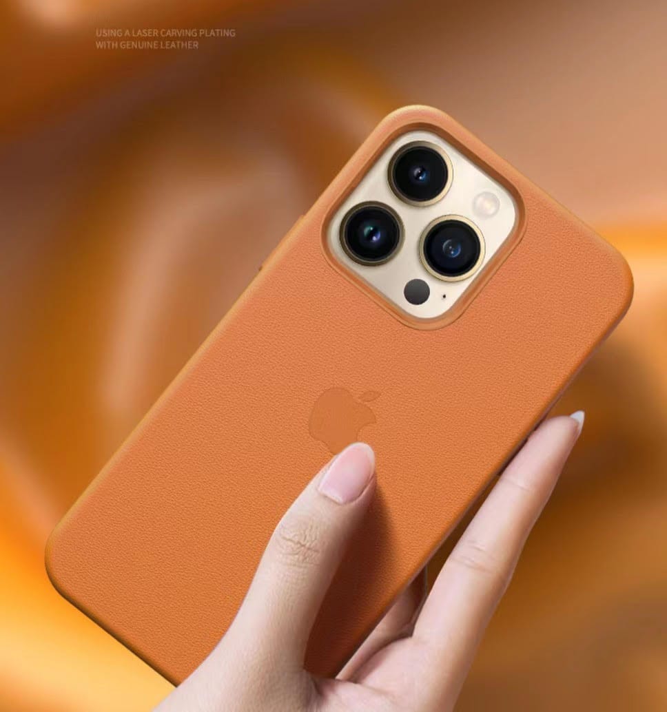 iPhone Leather Case with MagSafe - A-1 Thread Vault