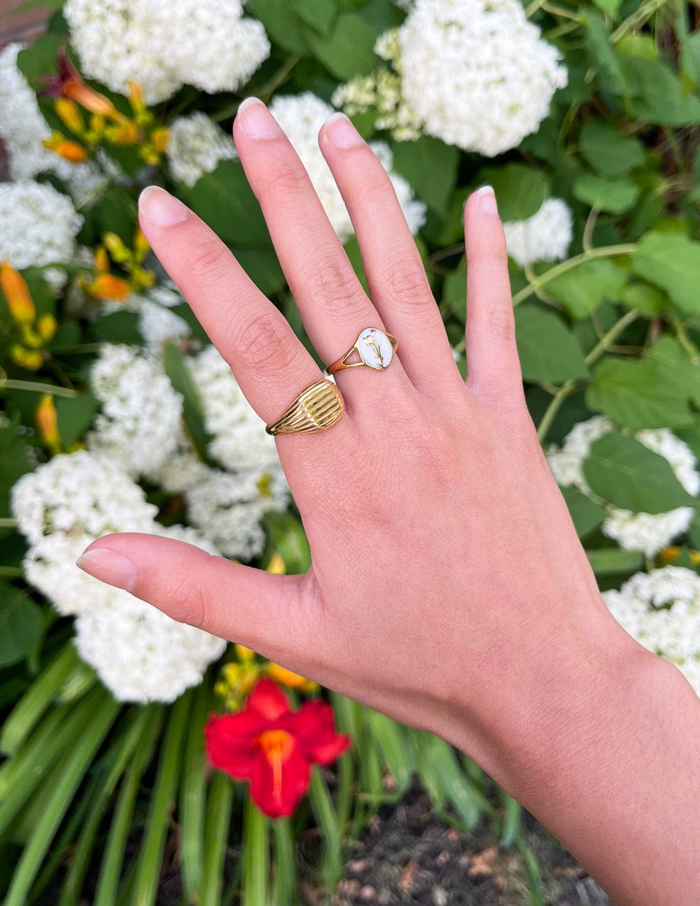 Wildflower Signet Ring - A-1 Thread Vault