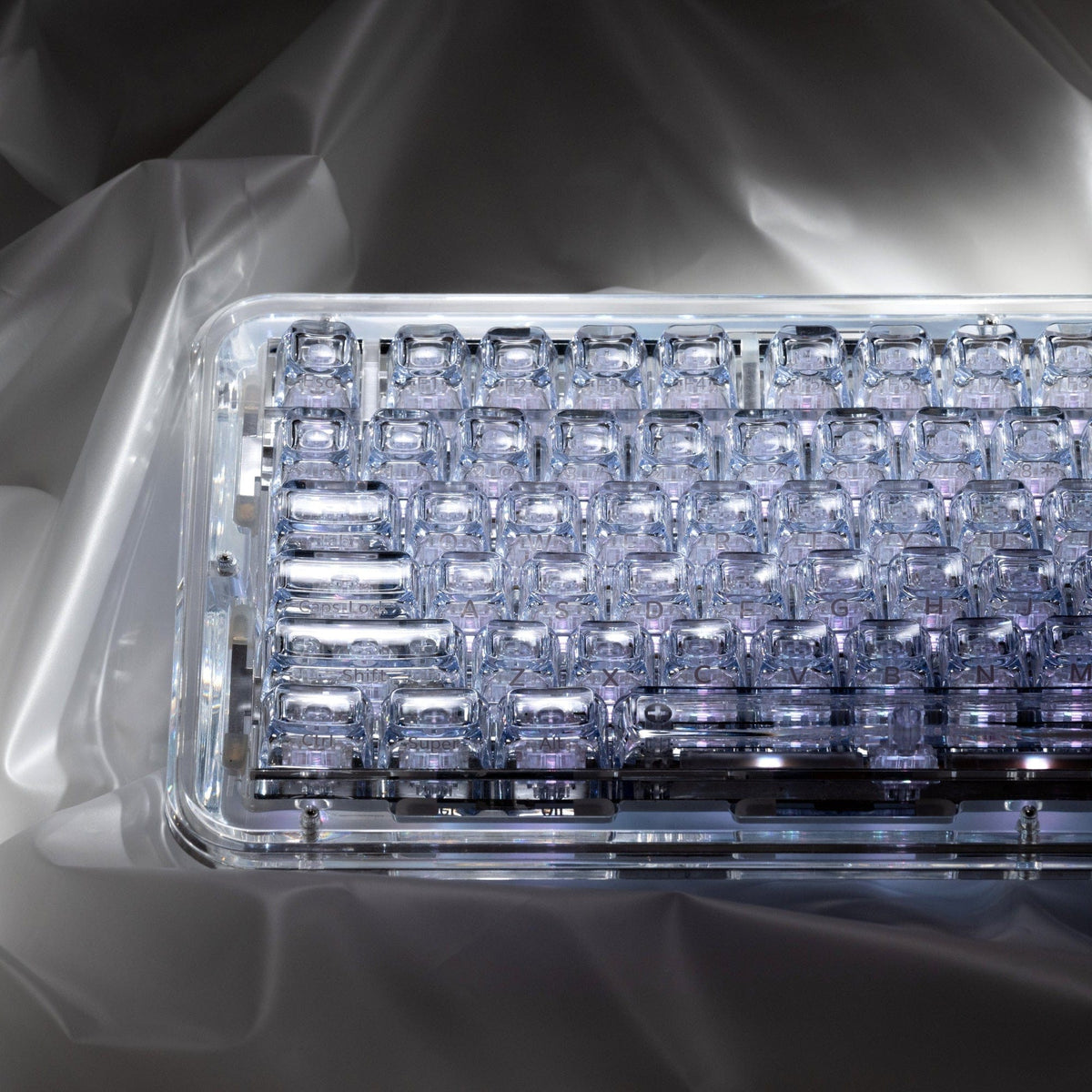 XVX Arctic Transparent SA Profile Double-Shot PC Keycap Set - A-1 Thread Vault