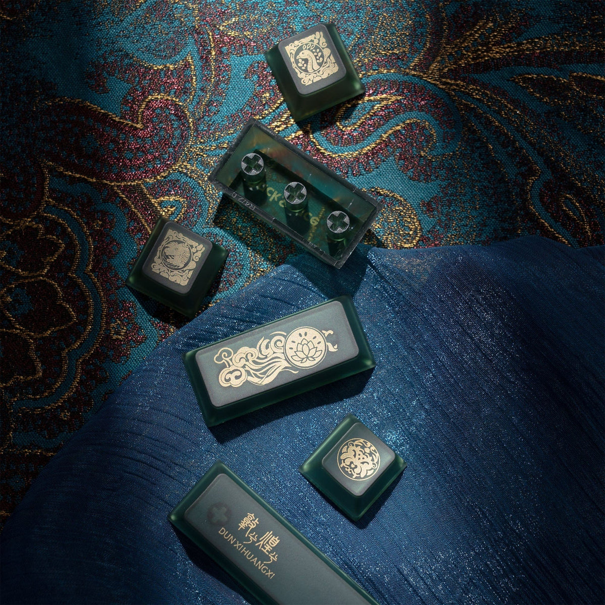 XVX Dunhuang Themed Cherry Profile PBT+PC 212-Key Keycap Full Set - A-1 Thread Vault
