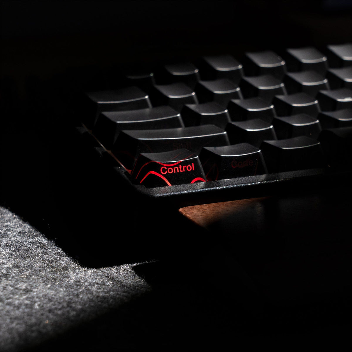 XVX IMD Phantom Topographic Pattern Shine-Through OEM Profile Keycap Set - A-1 Thread Vault