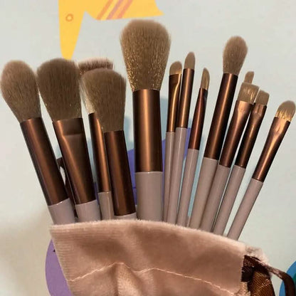 13-Piece: Professional Makeup Brush Set - A-1 Thread Vault