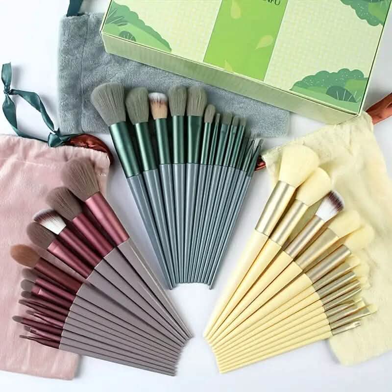 13-Piece: Professional Makeup Brush Set - A-1 Thread Vault