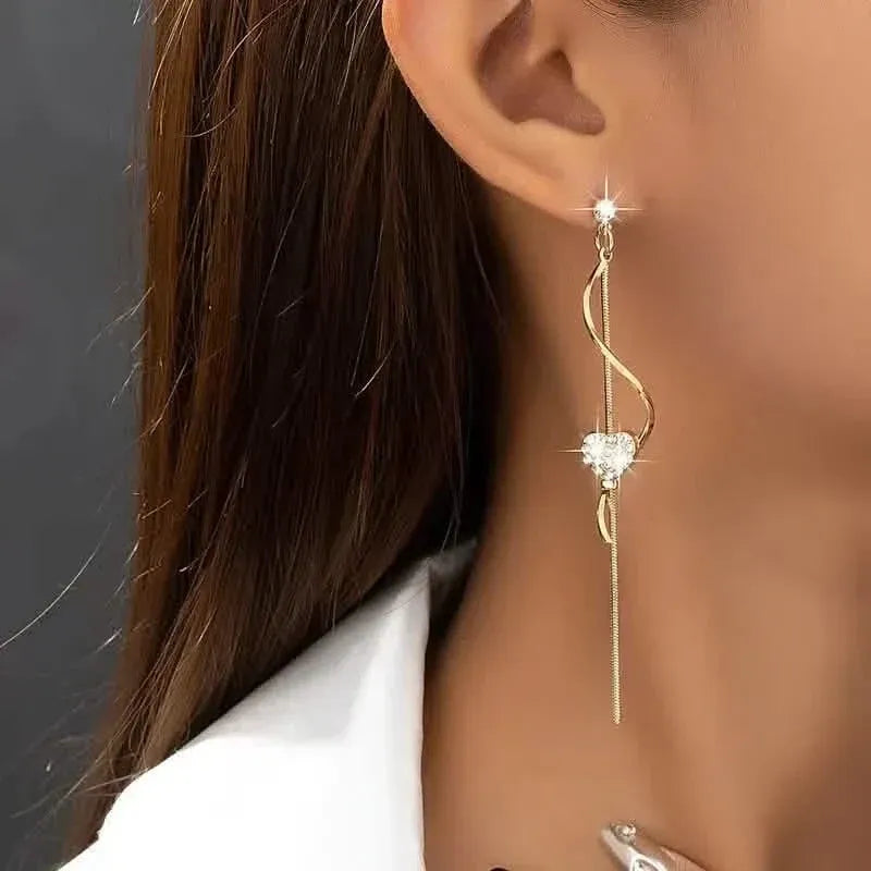 18K Gold Spiral Lines Heart Design Dangle Earrings - A-1 Thread Vault