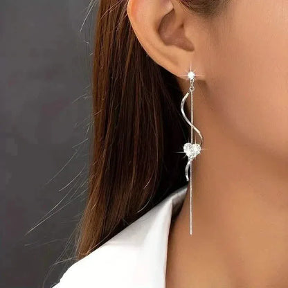 18K Gold Spiral Lines Heart Design Dangle Earrings - A-1 Thread Vault
