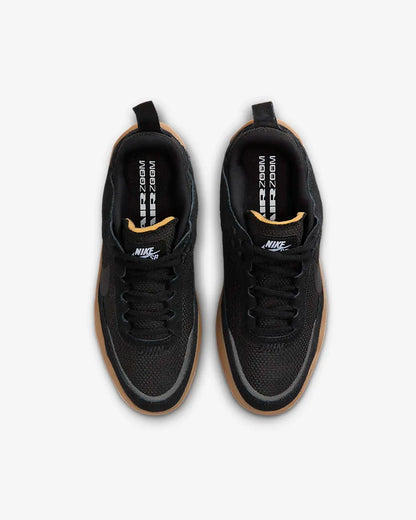 Nike SB Day One - Youth - FN4210-001 - A-1 Thread Vault