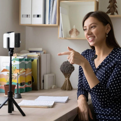 3-in-1 Wireless Clip On Microphone Omnidirectional Noise Reduction Plug - A-1 Thread Vault