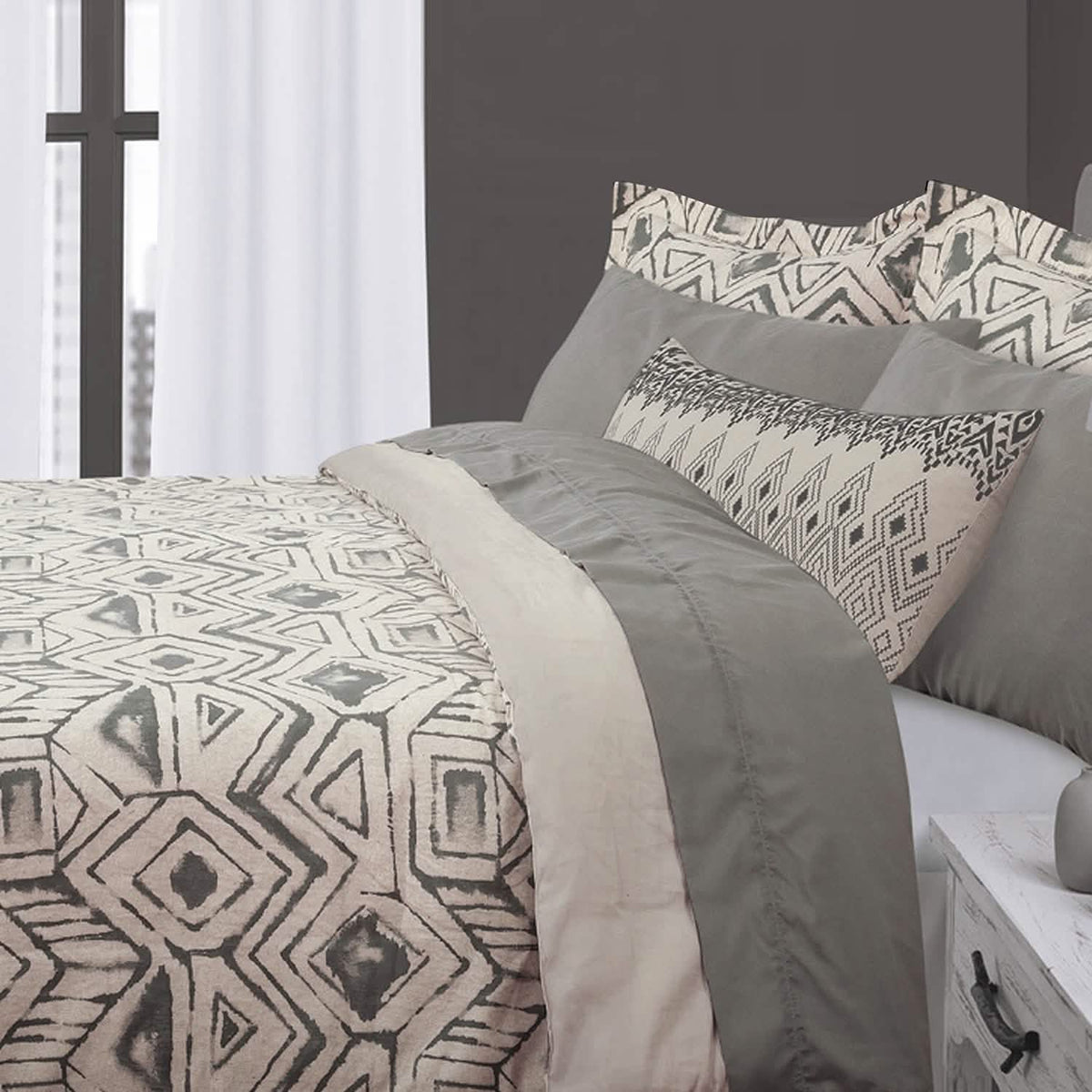 3-Piece: Global Mali Cotton Comforter Set - A-1 Thread Vault