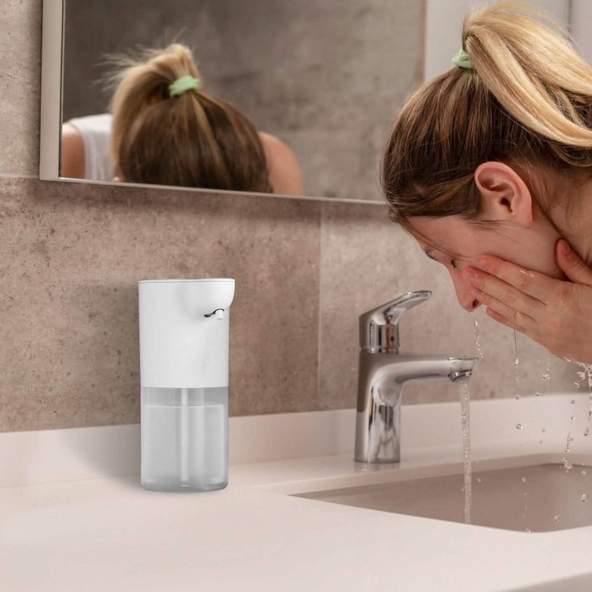 350ml Automatic Foam Soap Dispenser Rechargeable Touchless - A-1 Thread Vault