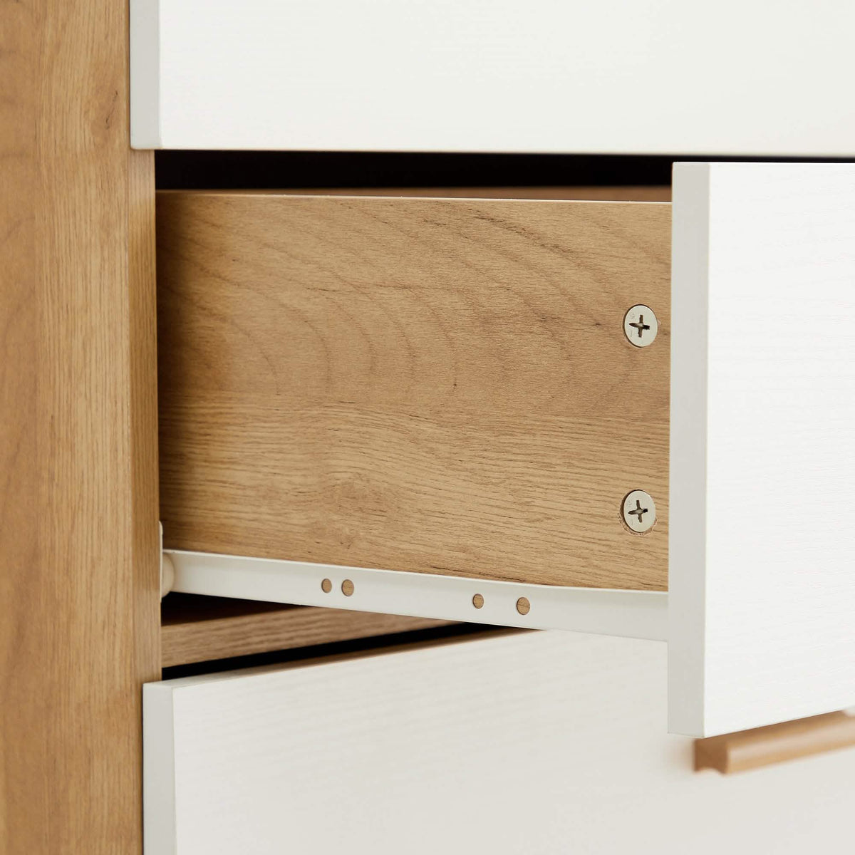 4 Drawer Dresser - A-1 Thread Vault