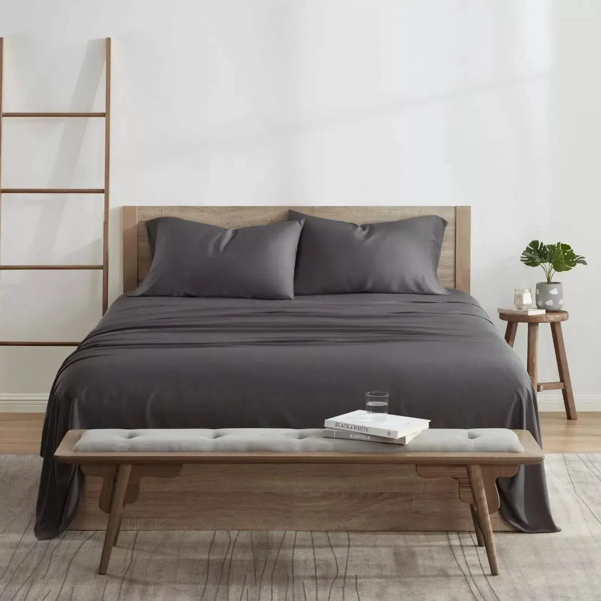 4-Piece Set: Kathy Ireland 300 Thread Count 100% Bamboo Sheet Set - A-1 Thread Vault