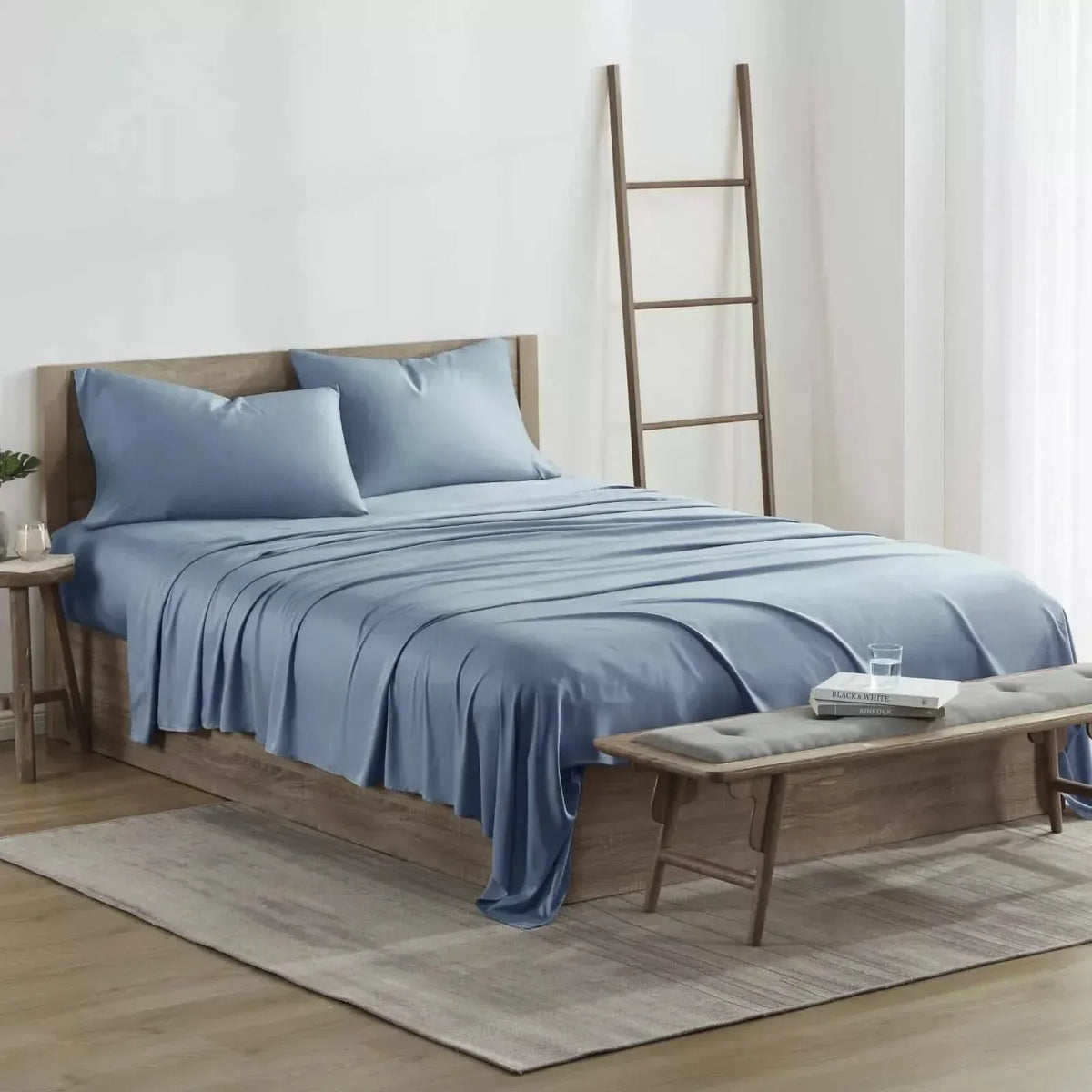 4-Piece Set: Kathy Ireland 300 Thread Count 100% Bamboo Sheet Set - A-1 Thread Vault