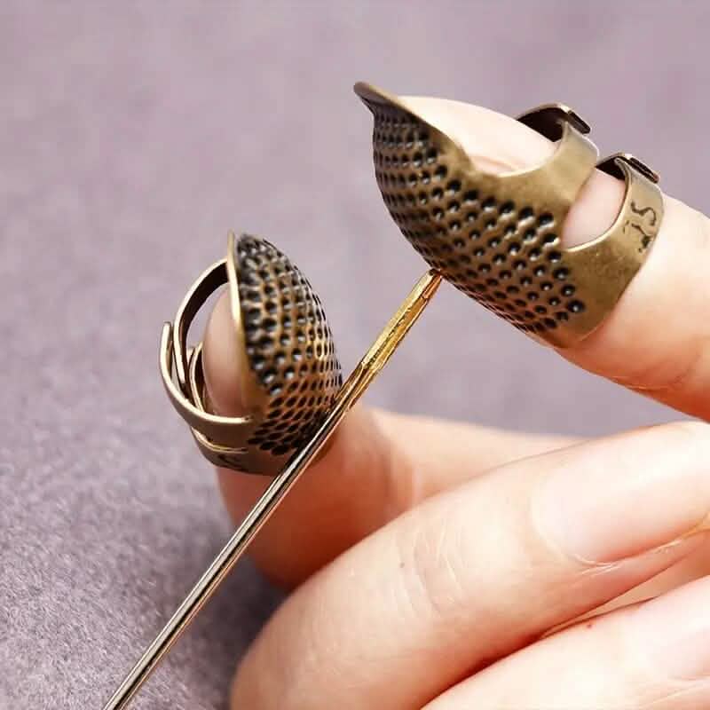 4-Pieces: Vintage Bronze Sewing Thimbles - A-1 Thread Vault