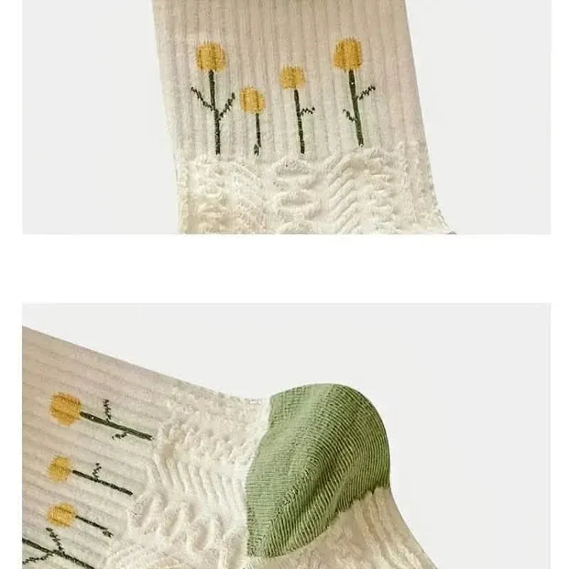 5-Pairs: Stylish Retro Floral Socks - A-1 Thread Vault