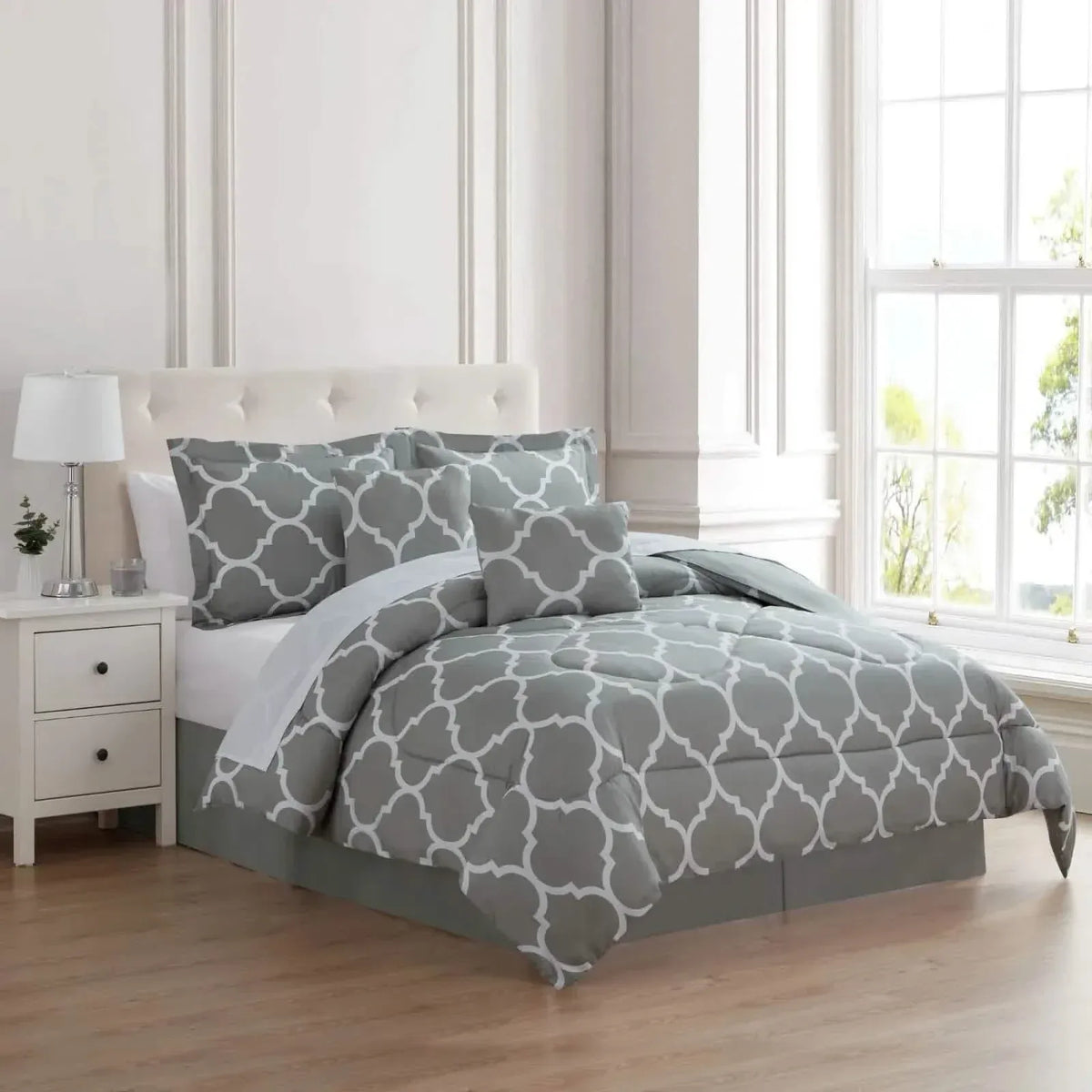 6-Piece Set: Kathy Ireland Trellis Oversized Comforter Set - A-1 Thread Vault