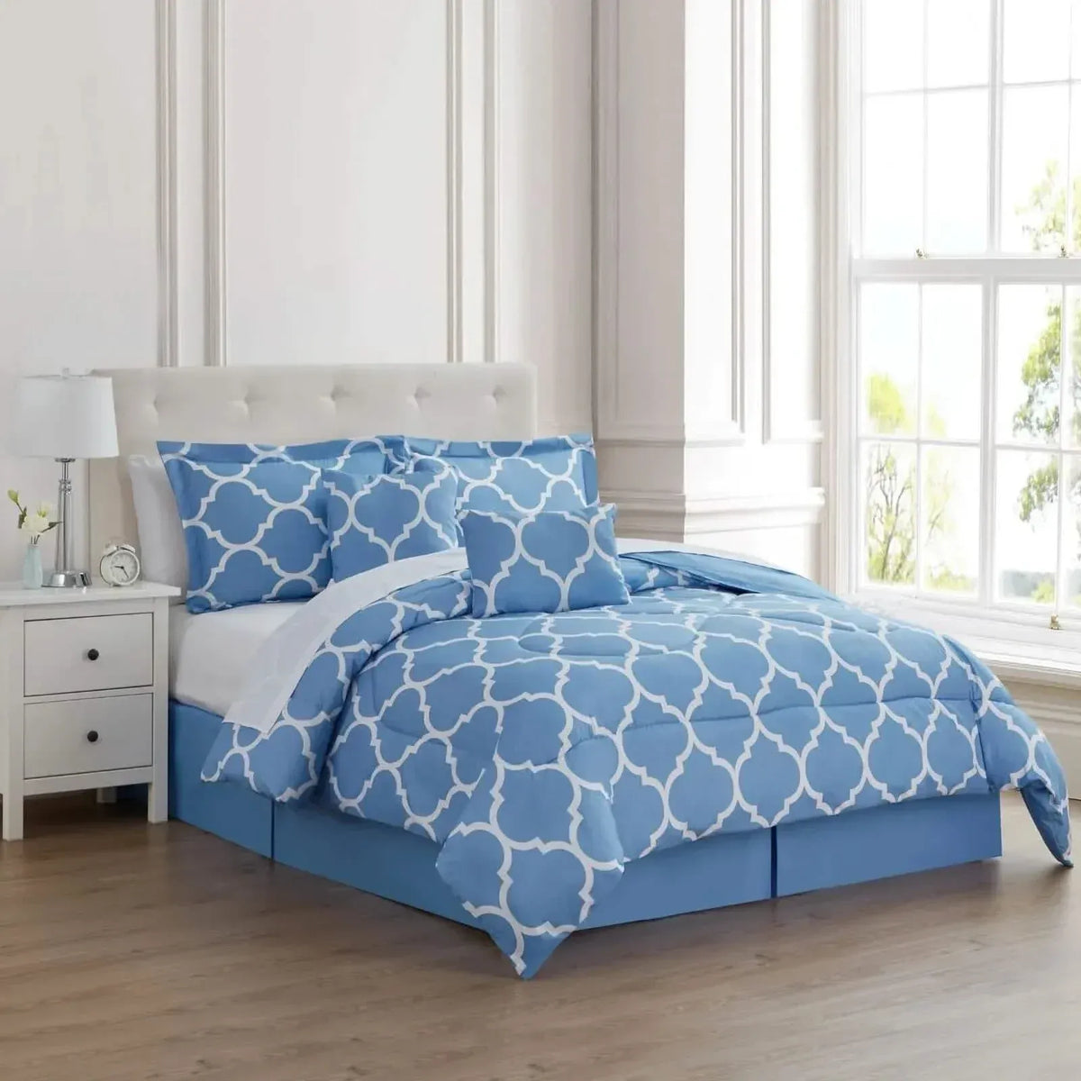 6-Piece Set: Kathy Ireland Trellis Oversized Comforter Set - A-1 Thread Vault
