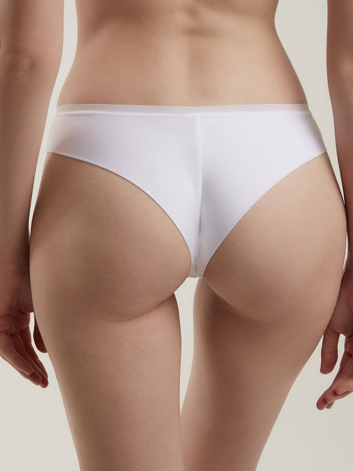 Panties Conte Day By Day RP6115 - Thong with a low waistline - A-1 Thread Vault