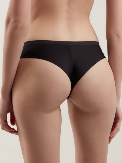 Panties Conte Day By Day RP6115 - Thong with a low waistline - A-1 Thread Vault