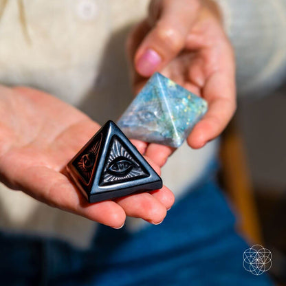 All Seeing Eye - Pyramid of Ancient Wisdom - A-1 Thread Vault
