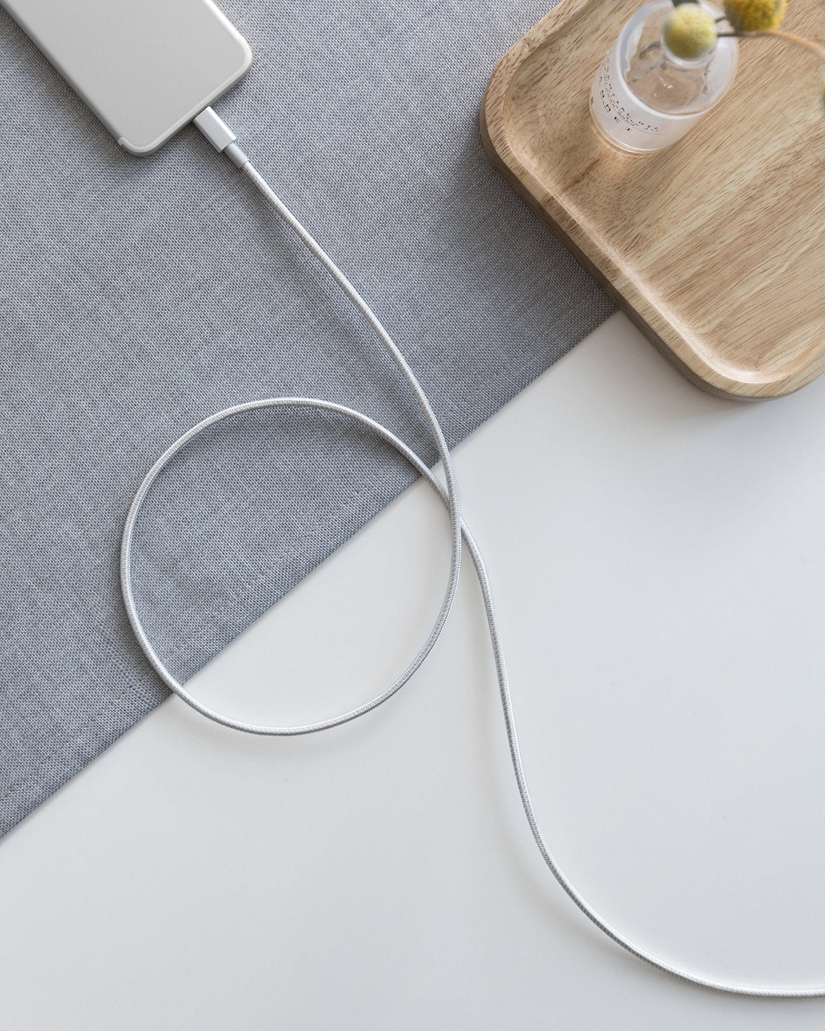 Anker <b>331</b> USB-C to Lightning Cable - A-1 Thread Vault