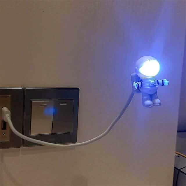 Astronaut Reading LED Night Light - A-1 Thread Vault