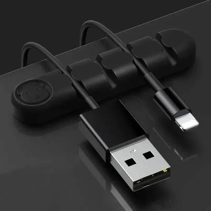 Bear Silicone Wire Organizer Storage - A-1 Thread Vault
