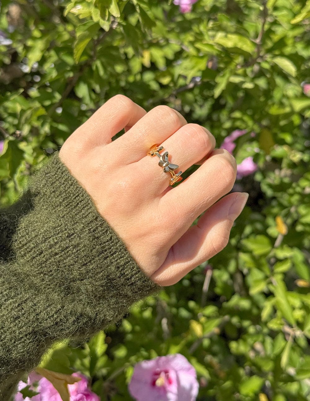 Butterfly Flight Ring - A-1 Thread Vault
