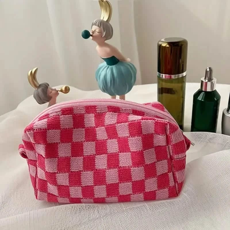 Checkered Pattern Zipper Makeup Bag - A-1 Thread Vault