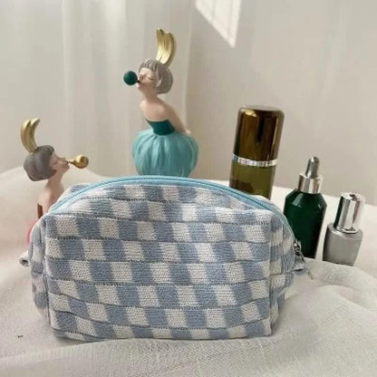 Checkered Pattern Zipper Makeup Bag - A-1 Thread Vault