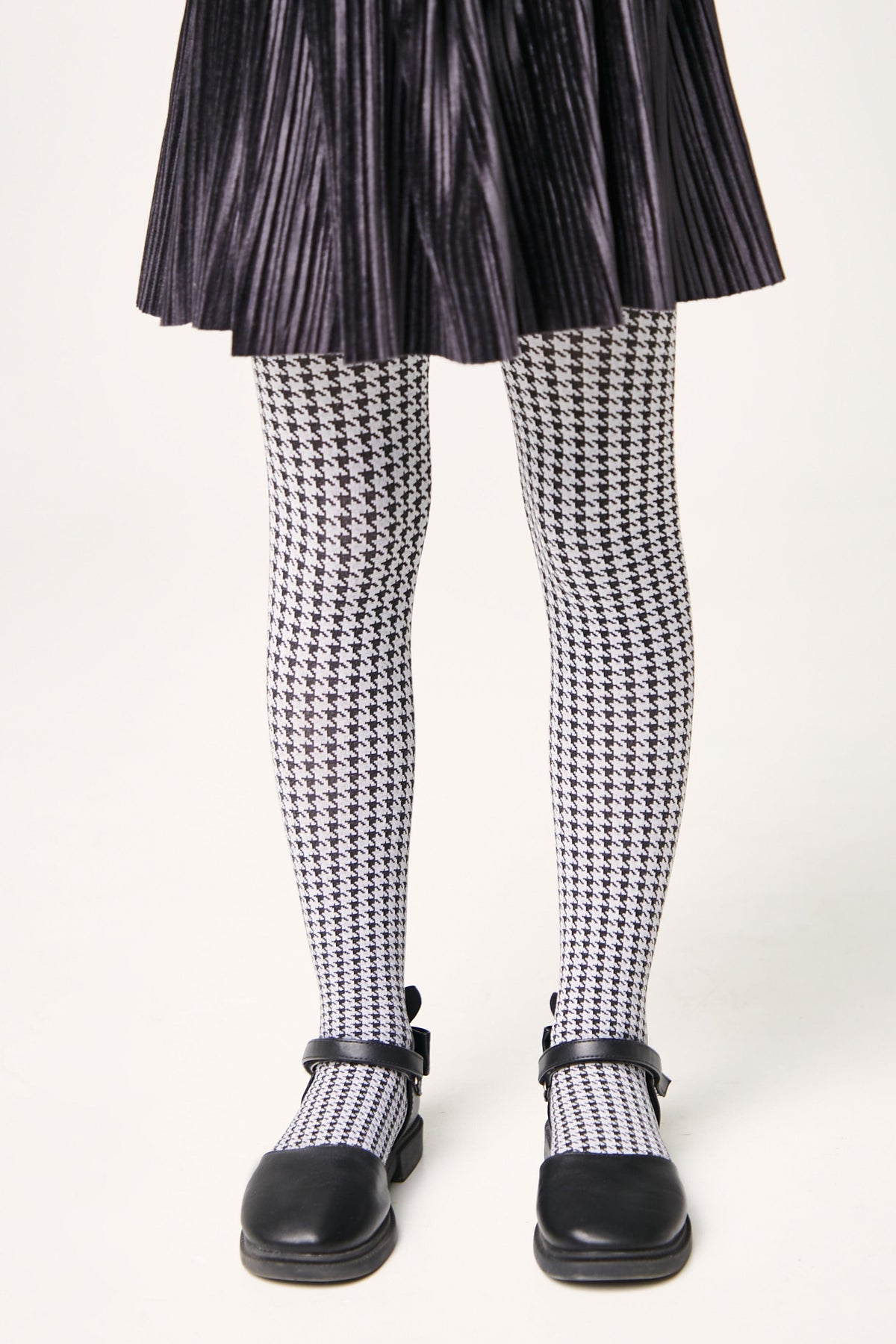 Conte Tights for girls - Olivia 60 Den - A-1 Thread Vault