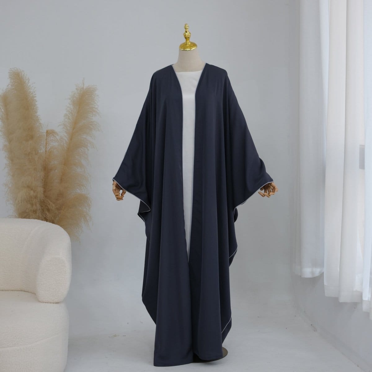 Contrast Piped Batwing Open Abaya(MOA325) - A-1 Thread Vault