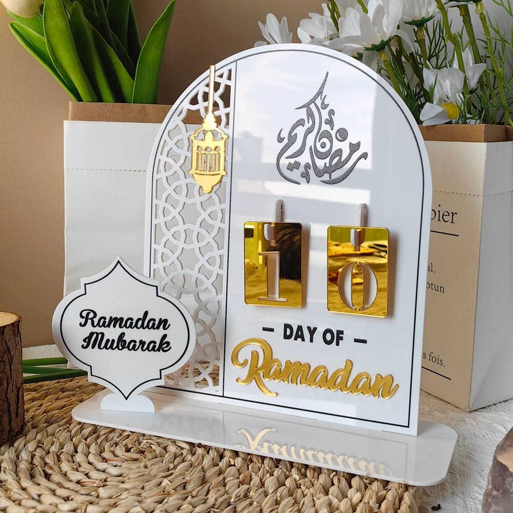 Creative Ramadan Countdown Acrylic Ornament (MAC381) - A-1 Thread Vault