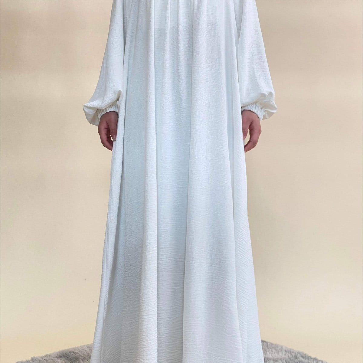 Crepe Abaya with Secure Pockets for Umrah VIP Exclusive Access (MAVIP386) - A-1 Thread Vault
