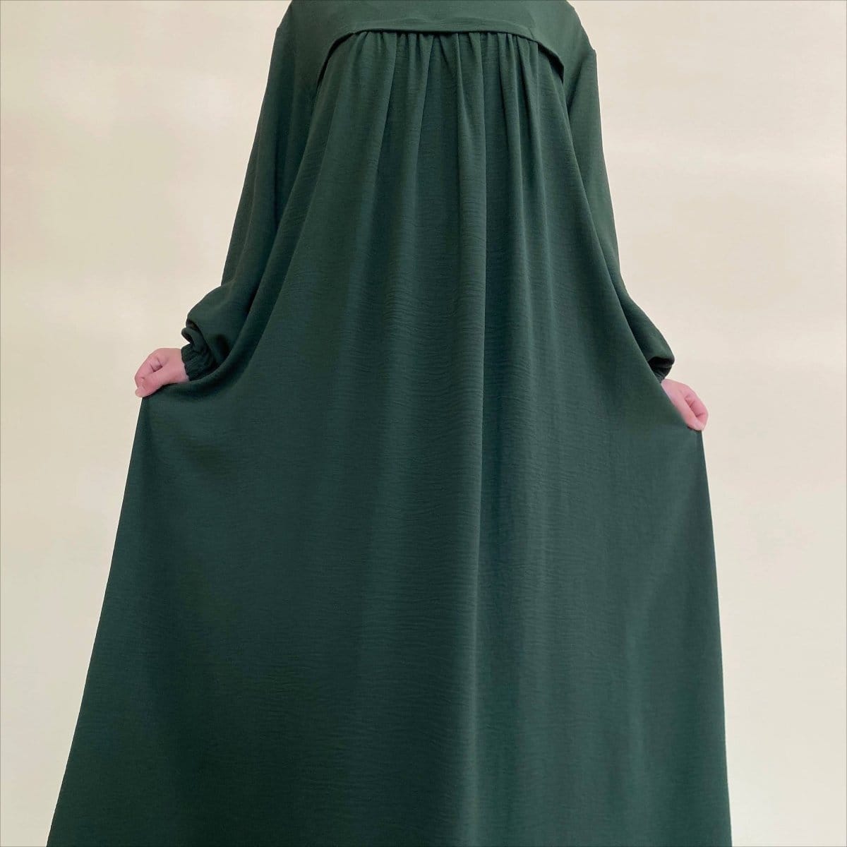 Crepe Abaya with Secure Pockets for Umrah VIP Exclusive Access (MAVIP386) - A-1 Thread Vault