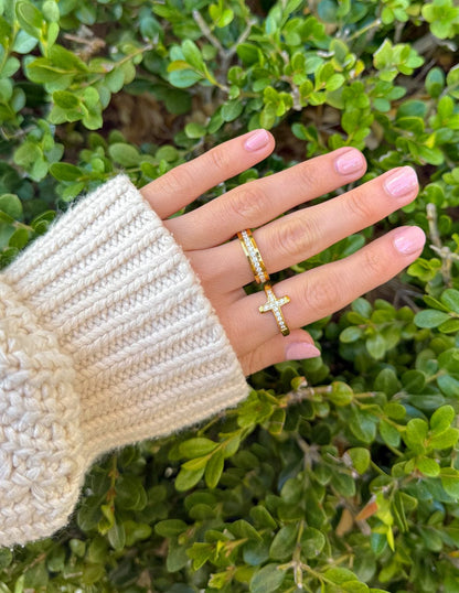 Cross Eternity Gem Ring Set - A-1 Thread Vault